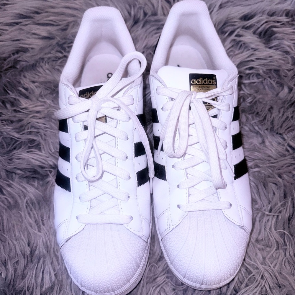 Adidas White and Black Sneakers Shellheads Size 10